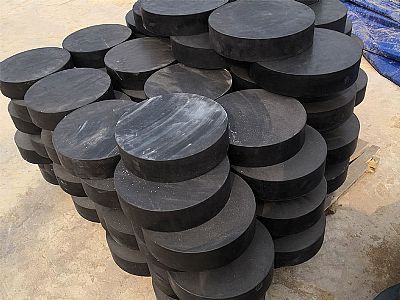 霸州市板式橡胶支座由若干层橡胶片与薄钢板经加压硫化